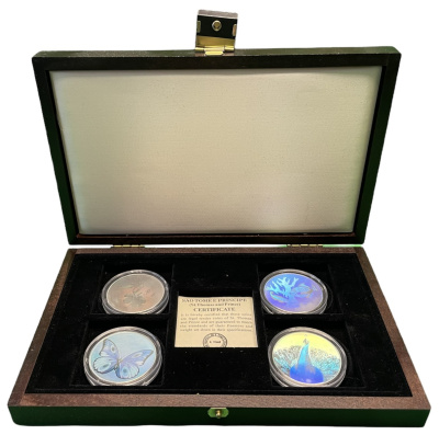 Сан-Томе и Принсипи набор из 4 монет по 1000 добра 1998 павлин, тропические рыбы, бабочка, колибри, цветная голограмма, в оригинальной коробке с сертификатом KM 79, 80, 81, 82 серебро PROOF 4-3-3-19