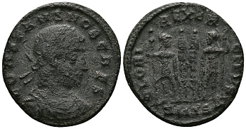 Римская Империя нуммий 335 - 336 Констант GLORIA EXERCITVS Августа Фессалоника Very fine (степень редкости R1) RIC 201 бронза 1073-6-53