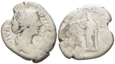 Римская Империя денарий 176 - 180 Фаустина Младшая, жена Марка Аврелия, посмертная чеканка, DIVA FAVSTINA PIA, бюст императрицы / AETERNITAS, Этернитата, персонификация Вечности, Рим, fine RIC 740 серебро 1073-11-24