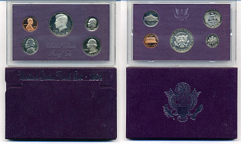 США годовой набор из 5 монет (1, 5, 10, 25 и 50 центов) 1984 в оригинальной упаковке KM PS152 (164a, A192, 195a, 201b и 202b) PROOF 8-2-02-32