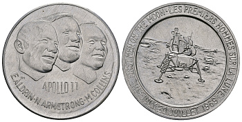 США МЕДАЛЬ ND ПЕРВАЯ ВЫСАДКА НА ЛУНУ, АПОЛЛОН 11, 35 мм, 5,1 гр алюминий UNC 179-1111