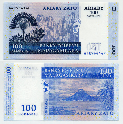 Мадагаскар 100 ариари (500 франков) 2004 заповедник, пейзаж с вулканом,  подпись 6 Pick 86 b бумага UNC (пресс) 00-00
