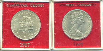 Гибралтар 1 крона 1967 Елизавета II (1952-2022), старый замок, в оригинальной пластиковой коробке, первый год чекана KM 4 медно-никель UNC 6-6-1-20