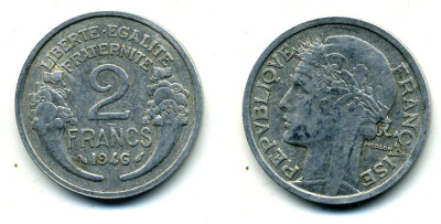ФРАНЦИЯ 2 ФРАНКА 1946 KM 886a.1 алюминий 35-426