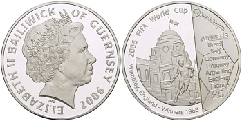 Гернси 5 фунтов 2006 FIFA, XVIII чемпионат мира по футболу в Германии 2006 года KM 173 серебро PROOF 1074-4-53