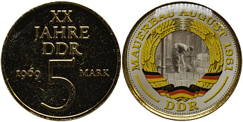 ГЕРМАНИЯ МЕДАЛЬ 2001 50 ЛЕТ БЕРЛИНСКОЙ СТЕНЕ (13 АВГУСТА 1961 ГОДА), ЗОЛОЧЕНИЕ, ЦВЕТНАЯ ТЕРМОНАКЛЕЙКА НА 5 МАРКАХ 1969 ГОДА 20 ЛЕТ ГДР, С СЕРТИФИКАТОМ, тираж 5000 экз. медно-никель UNC 02-056-23