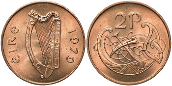 ИРЛАНДИЯ 2 ПЕНСА 1979 ВИНЬЕТКА В ВИДЕ СТИЛИЗОВАННОЙ ПТИЦЫ ИЗ ВТОРОЙ БИБЛИИ КАРЛА II ЛЫСОГО KM 21 бронза UNC 4391-1211