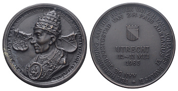 Нидерланды медаль в память о визиту папы римского Иоанна Павла II в Утрехт 1985 отчеканен в Ворсхотен, диаметр 50 мм, вес 62,7 гр цинк 11-009-14