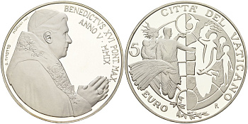 Ватикан 5 евро 2009 Бенедикт XVI, Международный год мира, в оригинальной коробке с сертификатом KM 415 серебро PROOF 7-1-1-27