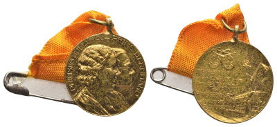 Нидерланды медаль для ношения - Бернард и Юлиана XX век латунь 118-323