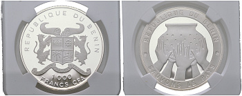 Бенин 1000 франков 1992 спасите страну, пять рук держат сосуд, в слабе NGC PF 69 ULTRA CAMEO KM 1 серебро  PROOF  15-011-02