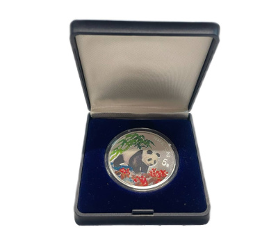 Китай 5 юаней 1997 Панда, цветная эмаль KM 995 серебро  UNC  8-2-04-18