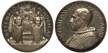 Ватикан медаль 1939-1958 Пий XII, DEFENSIO FIDEI CATHOLICAE - защита католической веры 44,0 мм, 24,9 гр серебро UNC 1090-3-31