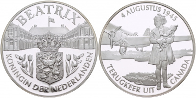 Нидерланды медаль ND королева Беатрикс (1980-2013), 4 августа 1945 года, возвращение из Канады, диаметр 38,5 мм.  серебро  PROOF  11-153-25