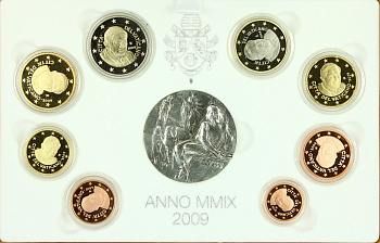 Ватикан евронабор из 8 монет + серебряная медаль 2007 Бенедикт XVI, в оригинальной коробке, с сертификатом KM PS 22 биметалл PROOF 7-1-1-15