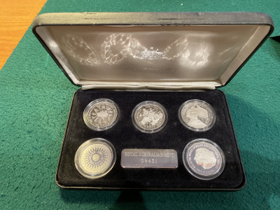 Австралия набор из 5 монет по 50 центов 1989 монетный шедевры, в оригинальной коробке, с сертификатом KM PS 64 серебро PROOF 14-01-02-06