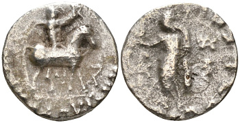 Индо-Скифское царство драхма 58-12 гг. до н.э. Азес, царь верхом на коне, легенда на греческом и на языке харошти/Зевс, держащий Нику и Скипетр, легенда на языке харошти - ВЕЛИКИЙ ЦАРЬ, ЦАРЬ ЦАРЕЙ, АЗЕС ВЕЛИКИЙ Senior 105 серебро 1073-19-94