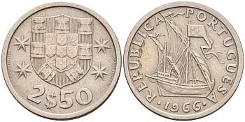 Португалия 2,5 эскудо 1966 парусник KM 590 медно-никель 4588-453