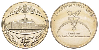 Нидерланды медаль "Музея монетного двора" 1998 медаль вручалась «Друзьям музея», пожертвовавшим музею минимальную сумму в предыдущем году, тираж 1.000 экземпляров, диаметр 38 мм, вес 22,5 гр медно-никель PROOF 3711-131
