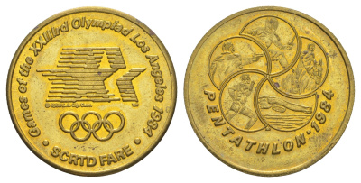 США, Лос-Анджелес, Калифорния жетон Олмпиада 1984 - пятиборье 1984 Южнокалифорнийский округ скоростного транспорта (почти всегда называемый RTD или реже SCRTD), диаметр 32 мм, вес 10 гр латунь UNC 4645-1043