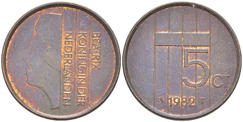 Нидерланды 5 центов 1982 Беатрикс (1980-2013) KM 202 бронза 213-1157