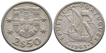 Португалия 2,5 эскудо 1963 парусник KM 590 медно-никель 177-1237