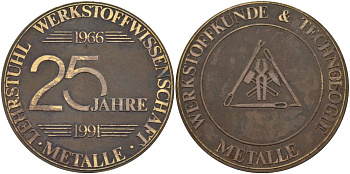 Германия медаль 1991 25 ЛЕТ УНИВЕРСИТЕТУ НЮРНБЕРГА, МЕТАЛЛОВЕДЕНИЕ И ТЕХНОЛОГИИ МЕТАЛЛОВ, диаметр 49 мм. латунь 01-163-35