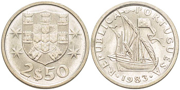 Португалия 2,5 эскудо 1983 парусник KM 590 медно-никель UNC 4513-1156