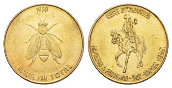 Франция жетон к 200-летию со дня рождения Наполеона-Бонапарта "Музей Версаля - Фридландское сражение" 1969 компания Total, диаметр 25,8 мм, вес 5 гр железо плакированная латунью UNC 4637-524