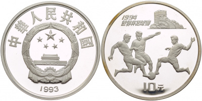 Китай 10 юаней 1993 футбол, три игрока KM 521 серебро PROOF 1081-5-14