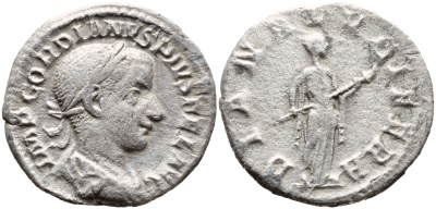 Римская Империя денарий 141-142 Гордиан III DIANA LVCIFERA Рим Very fine RIC 127 серебро 270-231