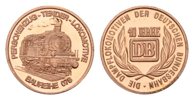 ФРГ медаль из серии 40 лет Bundesbahn (Бундесбан) - Personenzug-Tender-lokomotive (Baureihe 078) 1989 государственные железные дороги, диаметр 18 мм, вес 2,3 гр алюминий плакированный медью UNC 4685-728