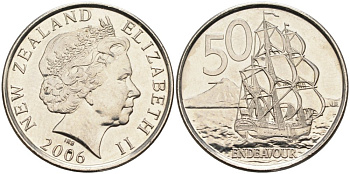 Новая Зеландия 50 центов 2006 Елизавета II (1952-2022), парусник Индевор KM 119а никелированная сталь 4579-1031