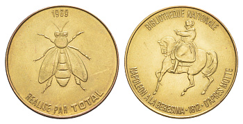 Франция жетон к 200-летию со дня рождения Наполеона-Бонапарта "Национальная библиотека Франции - Сражение на Березине" 1969 компания Total, диаметр 25,8 мм, вес 5 гр железо плакированная латунью UNC 4637-516