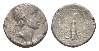 Каппадокийское Царство драхма 52-42 гг. до н.э. Ариобарзан III Евсевий Филоромей, голова царя/Афина, держащая Нику, (из старой нидерландской коллекции) HGC 7, 853 серебро 1073-1-15