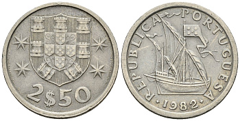 Португалия 2,5 эскудо 1982 парусник KM 590 медно-никель 4147-644