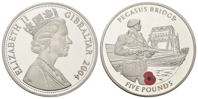 Гибралтар 5 фунтов 2004 Вторая мировая война - высадкa в Нормандии (D-Day) KM 1170 серебро PROOF 11-078-12