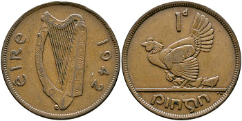 ИРЛАНДИЯ 1 ПЕННИ 1942 КУРИЦА С ЦЫПЛЯТАМИ KM 11 бронза 4531-641