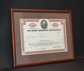 США The Chase Manhattan corporation сертификат в 100 акций 1970 в рамке со стеклом бумага 57-1-11
