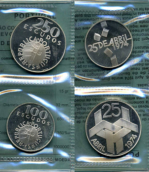 Португалия набор из 2 монет 1974 апрельская Революция 1974 года, 100 и 250 эскудо, запайка, в оригинальном буклете, тираж 10000 экз. KM PS 2 (603, 604) серебро PROOF 3-4-8-1