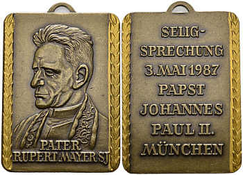 Германия плакетка ND священник Руперт Майер, прославлен в лике блаженных Иоанном Павлом II, 3 мая 1987 года, с кольцом для ношения, размер 31 Х 42,5 мм. бронза 1095-7-34