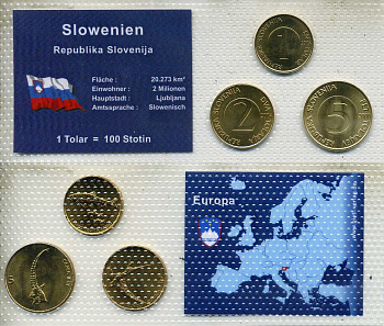 Словения набор из 3 монет (1, 2 и 5 толаров) 2000 и 2004 в красочном блистер, в запайке KM 4, 5 и 6 UNC 4-3-2-47