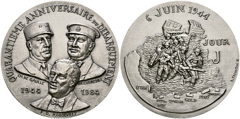 Франция медаль 1984 40 лет высадке союзных войск в Нормандии, D-DAY 6 июня 1944 года, портреты Шарля де-Голля, Черчилля и Рузвельта, диаметр 68 мм., вес 170 гр., с сертификатом  бронза, серебрение  UNC  11-243-13