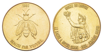 Франция жетон к 200-летию со дня рождения Наполеона-Бонапарта "Лувр - Священная Церковь Нотр-Дам" 1969 компания Total, диаметр 25,8 мм, вес 5 гр железо плакированная латунью UNC 4637-537