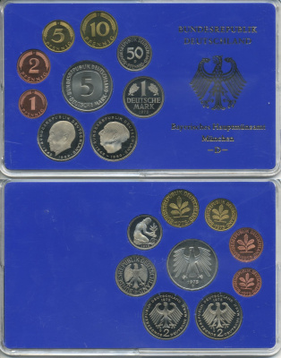 ФРГ НАБОР ИЗ 9 МОНЕТ 1975 D ОФИЦИАЛЬНЫЙ НАБОР В ПЛАСТИКЕ PROOF 00-00