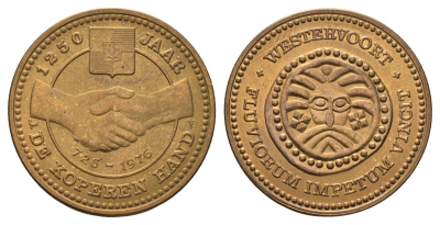 Нидерланды, Вестерворт муниципальный жетон - 1 "медная рука" 1976 диаметр 30 мм, вес 10 гр бронза 189-1146