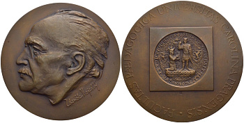 Чехословакия медаль ND Карлов университет в Праге, факультет педагогики, Зденек Неедлы (1878-1962), диаметр 79 мм, бронза 3-5-2-21